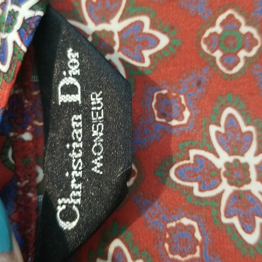 Vintage Dior Robe - Picture 8 of 11